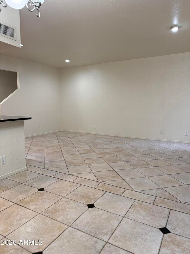 Building Photo - 9705 E Mountain View Rd