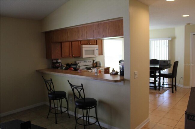 Building Photo - 10309 Avelar Ridge Dr