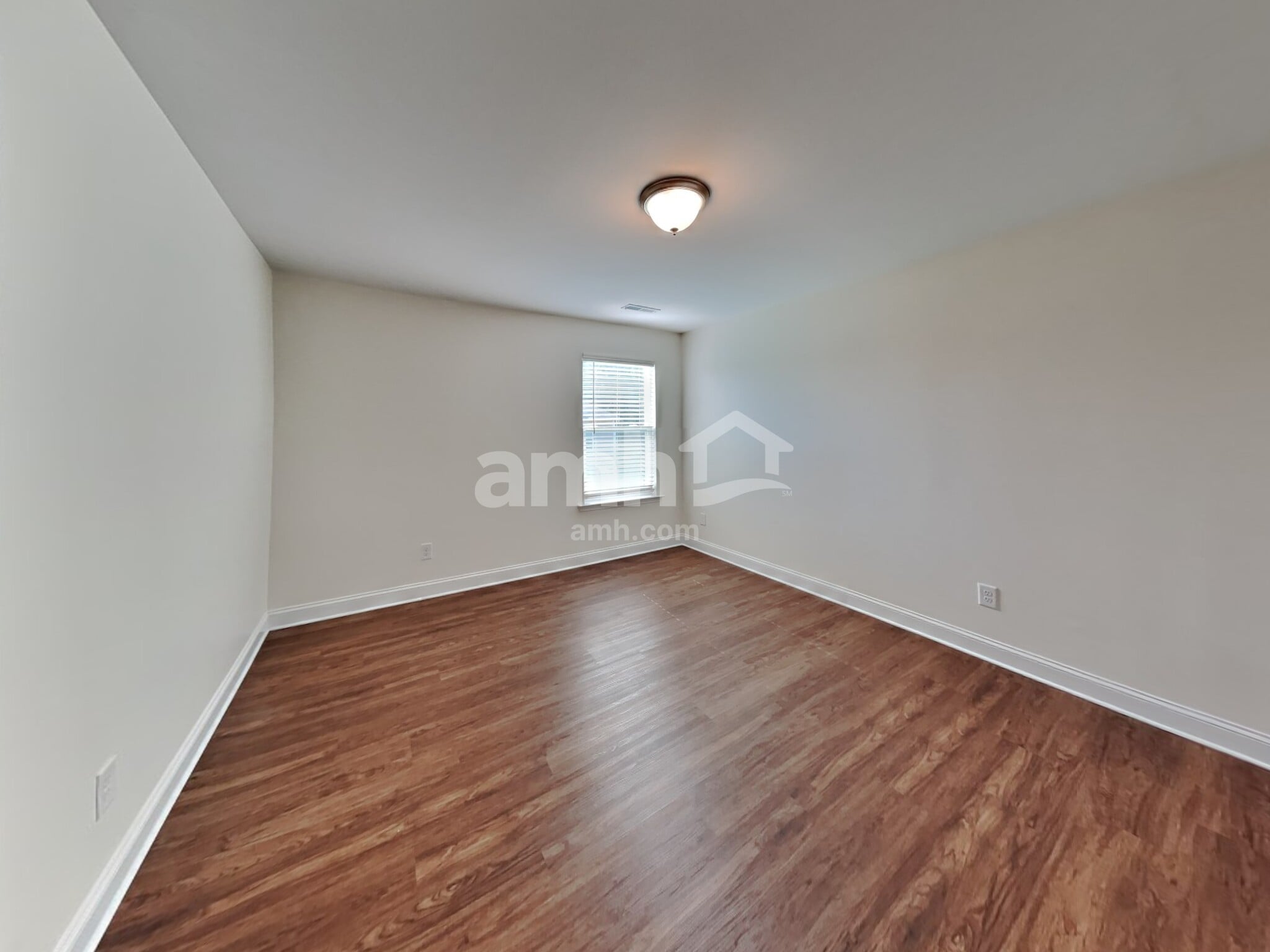 Building Photo - 139 Willowbrook Dr