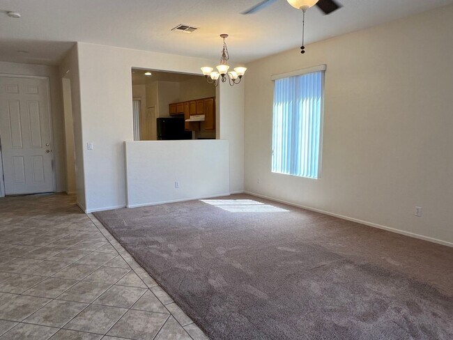 Building Photo - 3265 E Hampton Ln