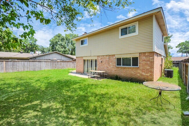 Building Photo - 8519 Church Light Ln