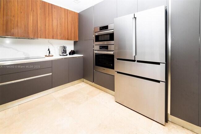 Building Photo - 21387 Marina Cove Cir