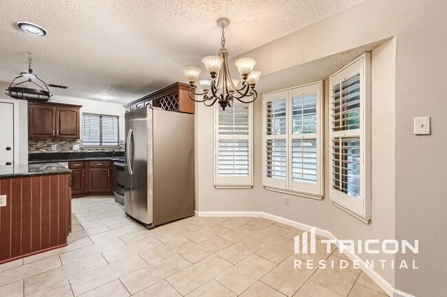 Building Photo - 8802 Boise Hills Dr