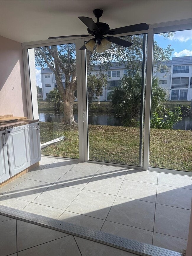 Building Photo - 8590 Sunrise Lakes Blvd