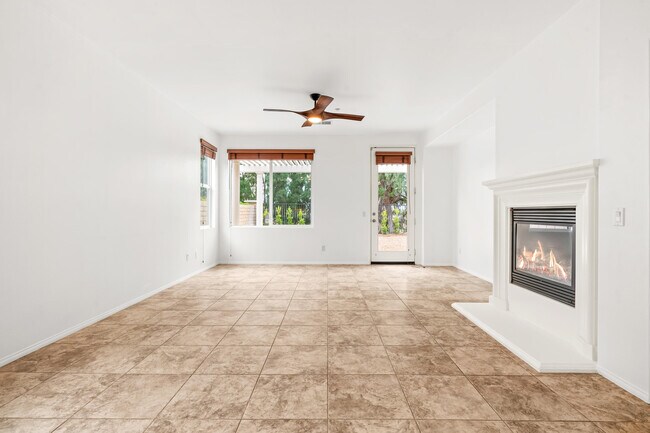 Building Photo - 2651 Desert Breeze Way