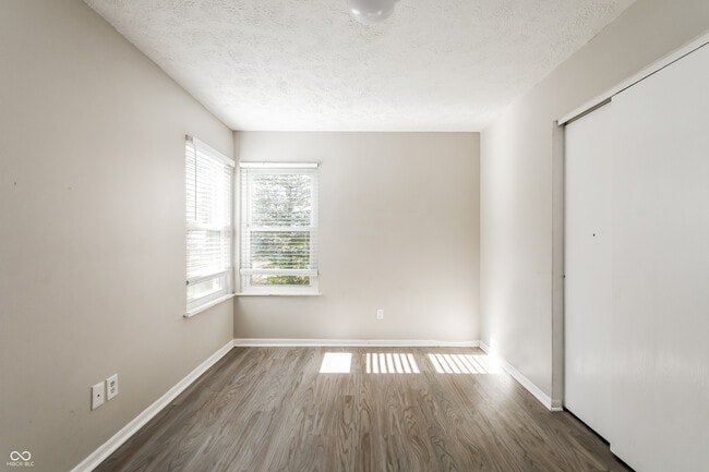 Building Photo - 3811 Oil Creek Dr