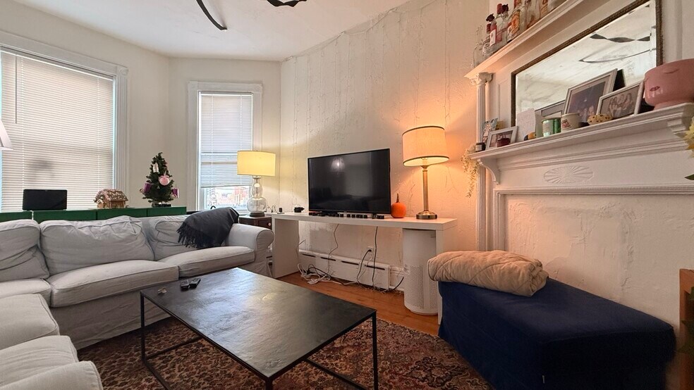 Building Photo - 26 Darling St