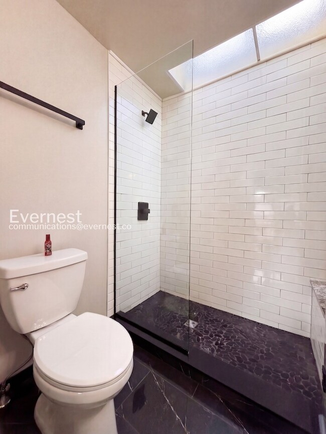 Building Photo - 254 S Oman Rd