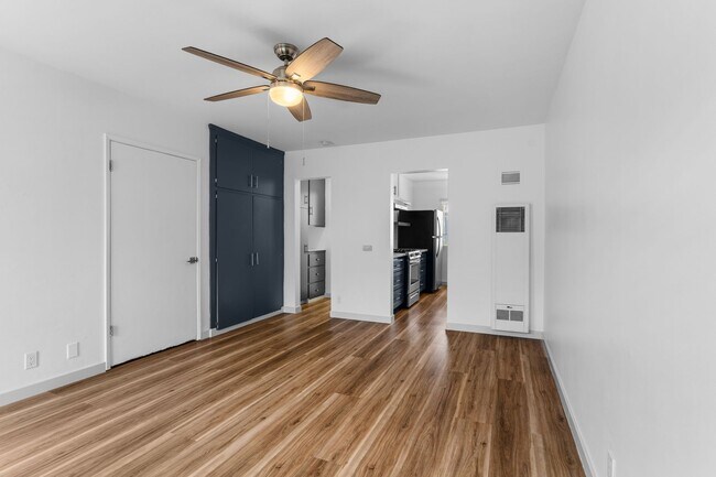 Building Photo - 936 Cedar Ave