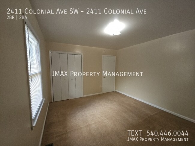 Building Photo - 2411 Colonial Ave SW
