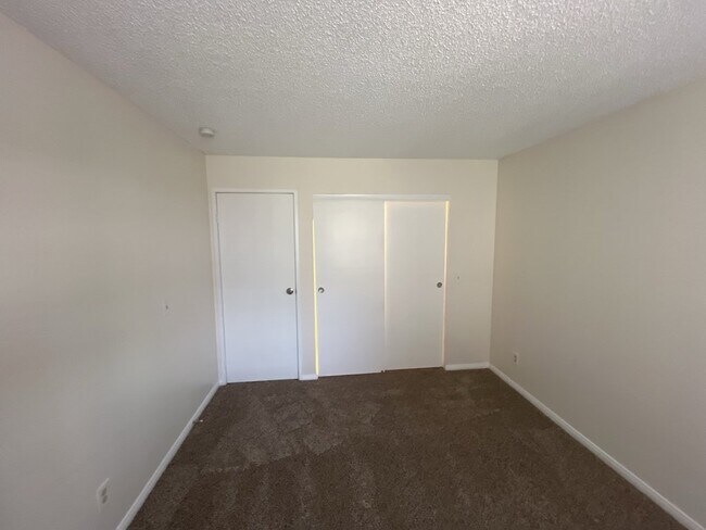 Building Photo - Cozy one bedroom 1 bath condo
