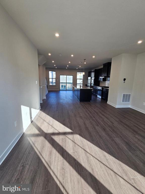 Building Photo - 7118 Bighorn Rd