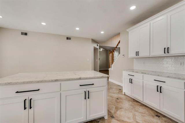 Building Photo - 3009 Larkspur Ct