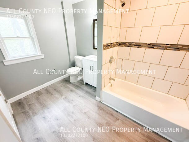 Building Photo - 73 Belvidere Way