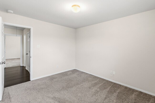 Building Photo - 18715 Windy Stone Dr