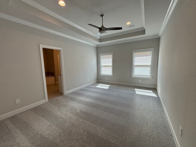 Building Photo - Brand New House!! Great Location!!