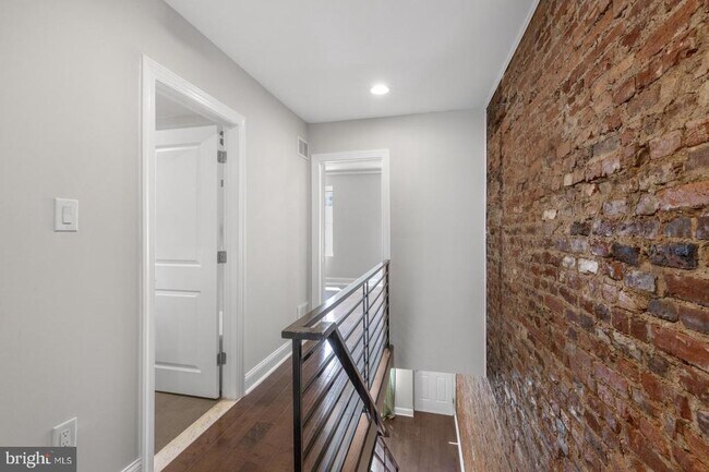 Building Photo - 2045 Wilder St