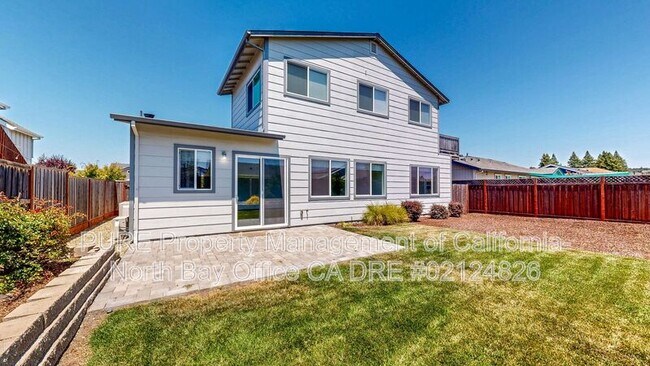 Building Photo - 1340 Miller Dr