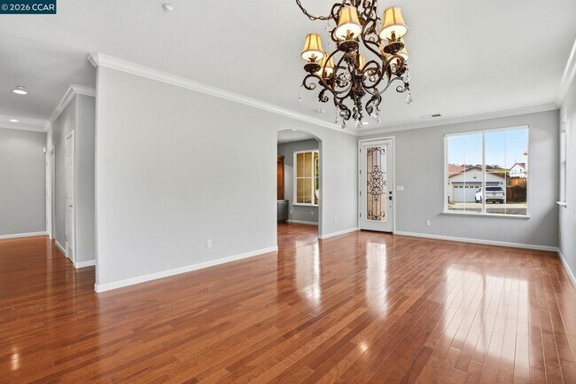 Building Photo - 354 Pebble Beach Dr