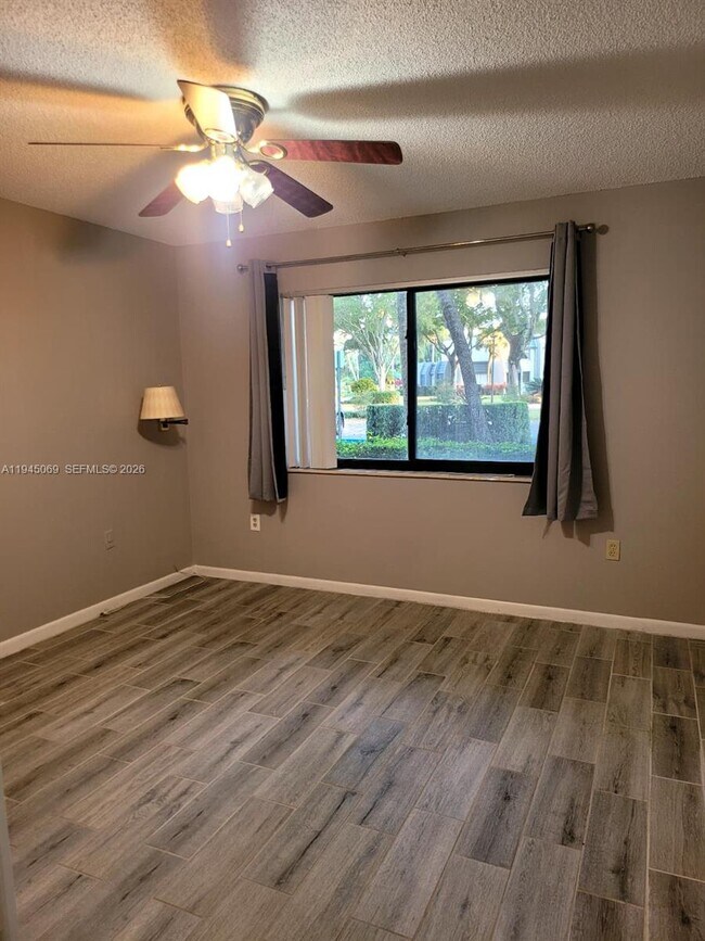 Building Photo - 4832 Esedra Ct