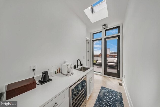 Building Photo - 1462 Chapin St NW