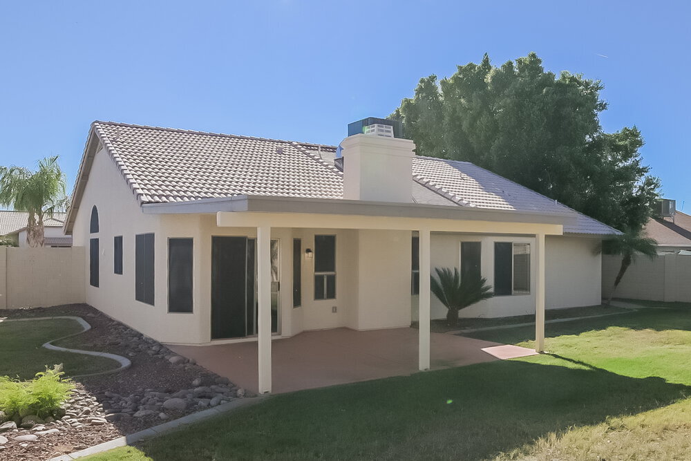 Building Photo - 6566 E Fox St