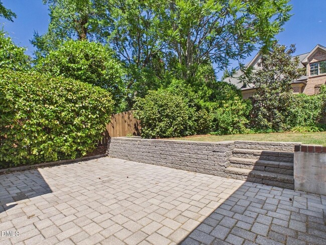 Building Photo - 2912 Oberlin Rd