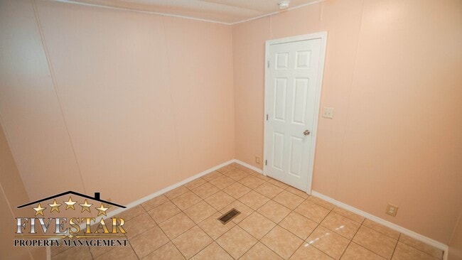 Building Photo - 1500 Pacheco Rd