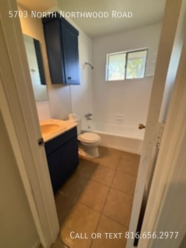 Building Photo - 5703 N Northwood Rd