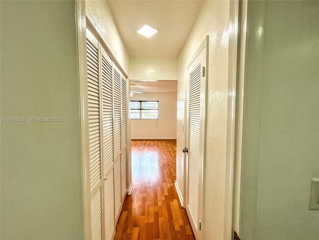 Building Photo - 3860 NE 170th St