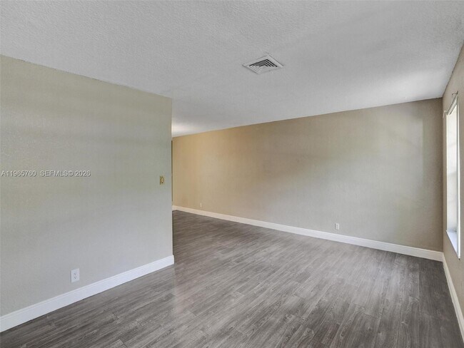 Building Photo - 4330 NW 8th St