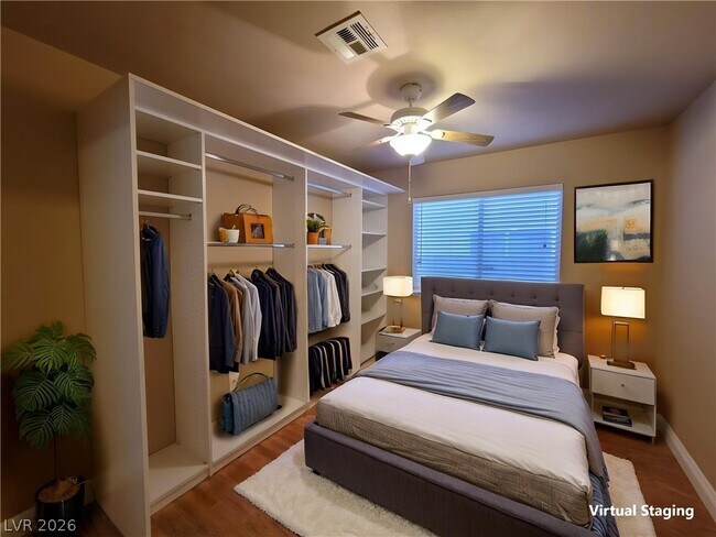 Building Photo - 8217 Broward Ln