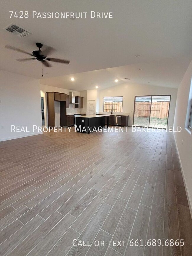 Building Photo - 7428 Passionfruit Dr