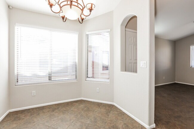 Building Photo - 29420 N Blackfoot Daisy Dr