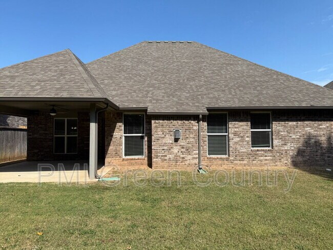 Building Photo - 2611 W Baton Rouge Pl