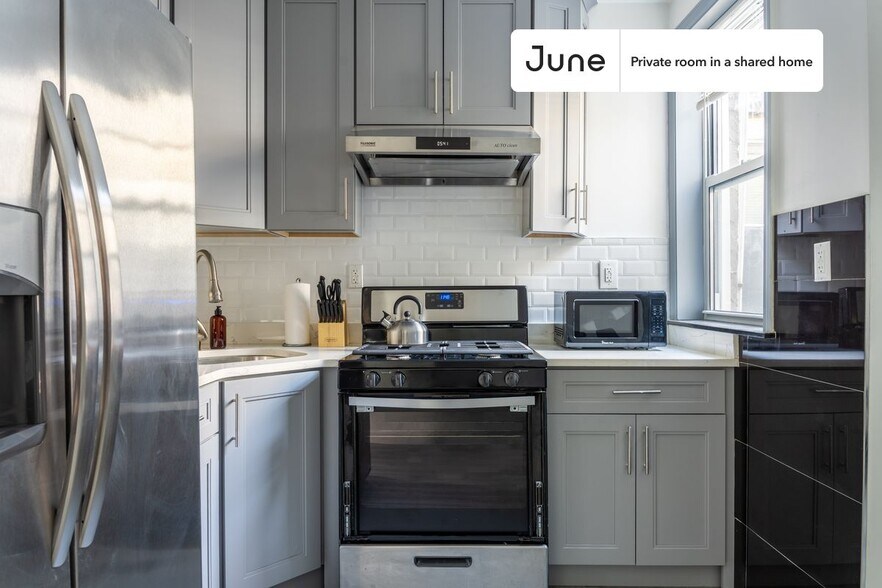 Building Photo - Room in Shared 4 bed/2 bath home in Astoria