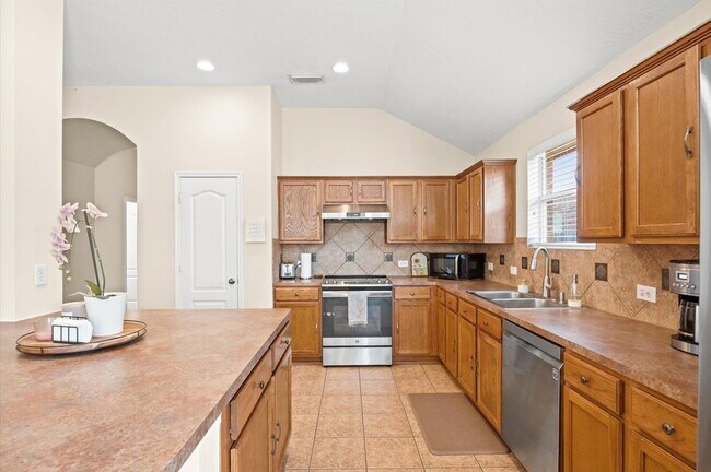 Building Photo - 16106 Colt Springs Ln