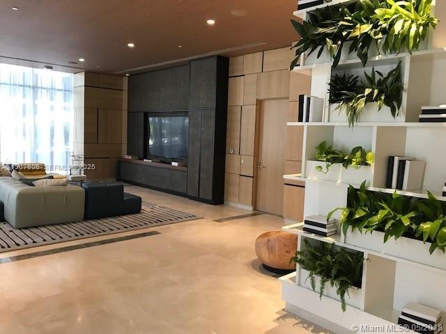 Building Photo - 55 SW 9th St