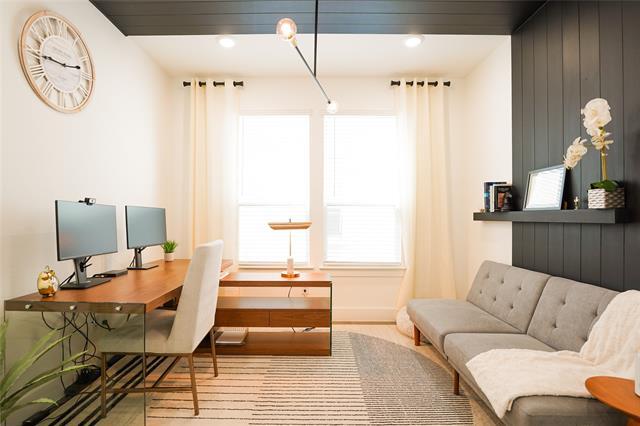 Building Photo - 7557 Donnelly Ave