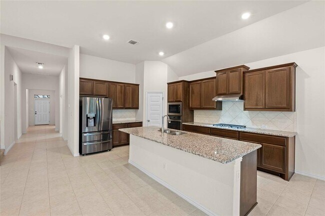 Building Photo - 182 Palmillas Dr