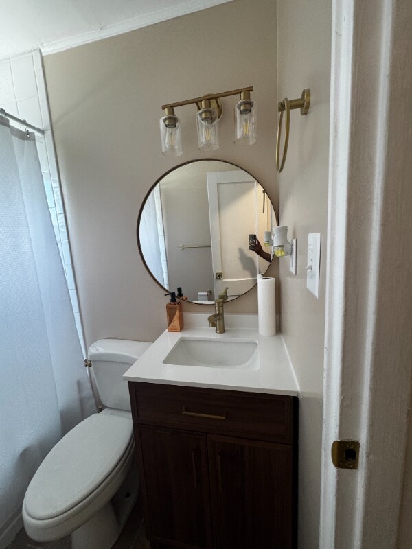 Building Photo - 2633 Colebrooke Dr