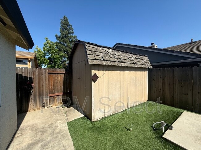 Building Photo - 9108 Bristol Plaza Way