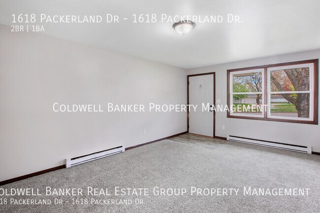 Building Photo - 1618 Packerland Dr