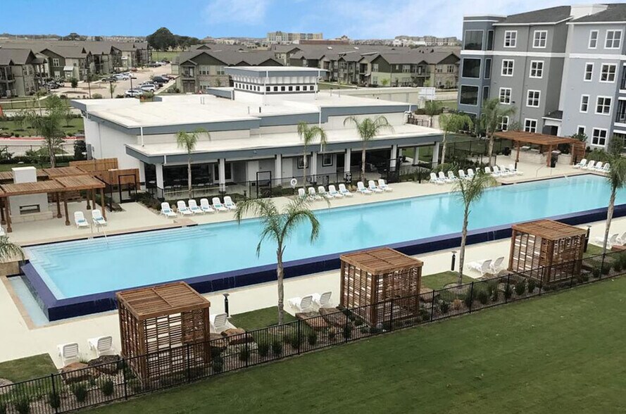 Berkshire Creekside 677 Creekside Way New Braunfels TX 78130