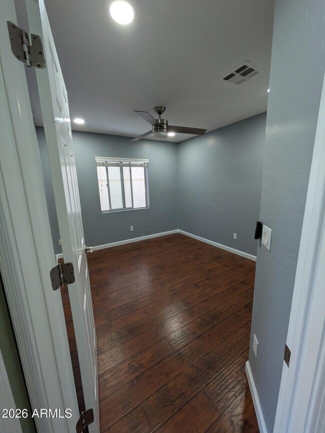 Building Photo - 3121 W Frankfurt Dr