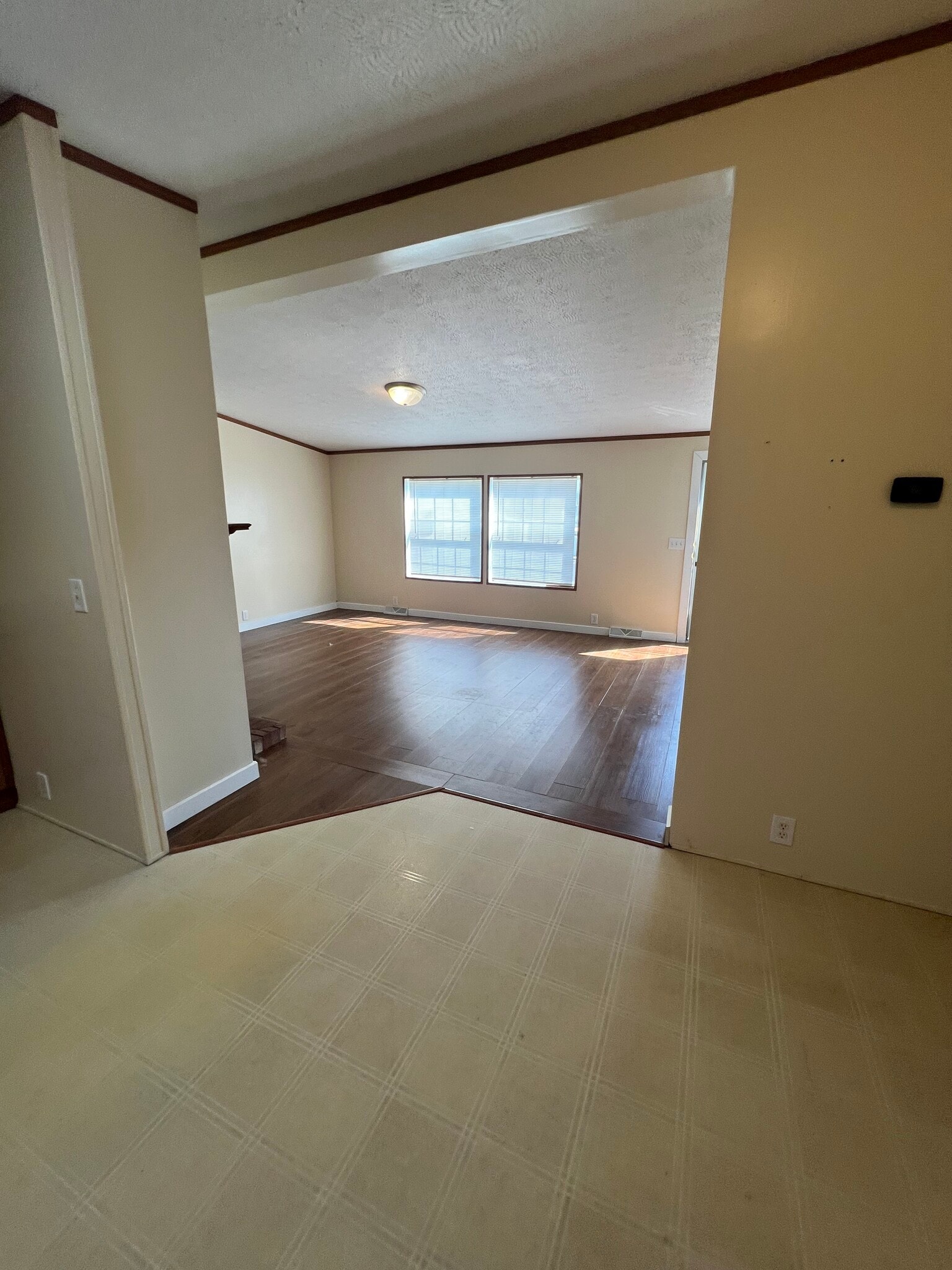 Building Photo - 291 Medina River Ct