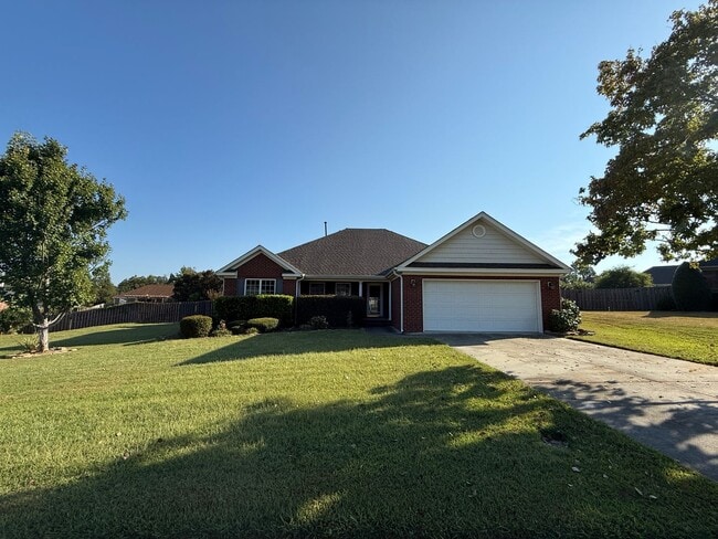 Primary Photo - Spacious 3 BR/2BA Home + Formal Dining Roo...