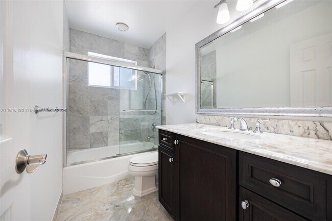 Building Photo - 6231 SW 58th St