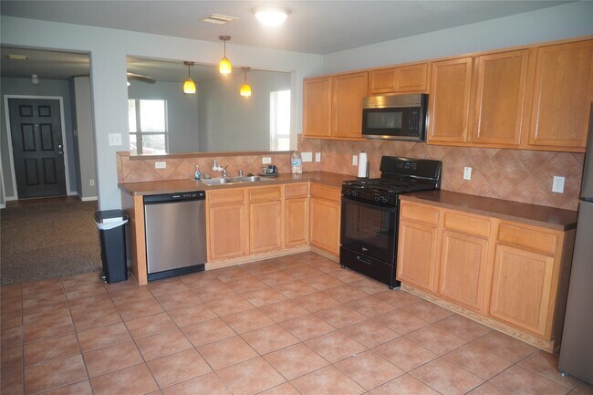 Building Photo - 2663 Skyview Grove Ct