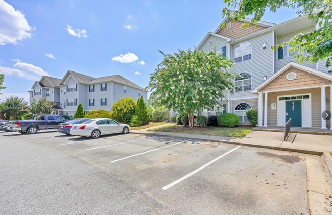 Building Photo - 6109 Hedgecock Cir